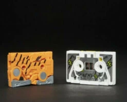 Hasbro Transformers Generations J Balvin Balvintron Energia Buzzsaw And Vibras Stripes 3-PackAction Figure -Model Figures Shop 00195166122632d