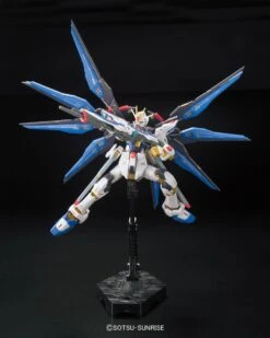 Bandai Gundam 1/144 RG #14 Seed Destiny ZGMF-X20A Strike Freedom Gundam Model Kit -Model Figures Shop 4543112851390i