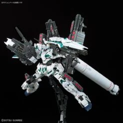 Bandai Gundam 1/144 RG #30 Unicorn RX-0 Full Armor Unicorn Gundam Model Kit -Model Figures Shop 4573102555861f