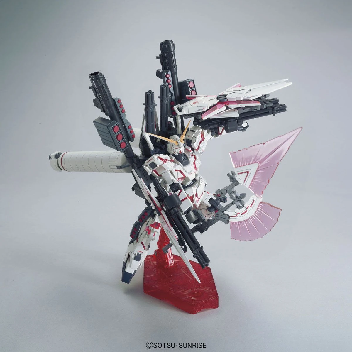 Bandai Gundam 1/144 HGUC #199 RX-0 Full Armor Unicorn Gundam (Destroy Mode/ Red Color Ver.) Model Kit 5 Bandai Gundam 1/144 HGUC #199 RX-0 Full Armor Unicorn Gundam (Destroy Mode/ Red Color Ver.) Model Kit - Image 3