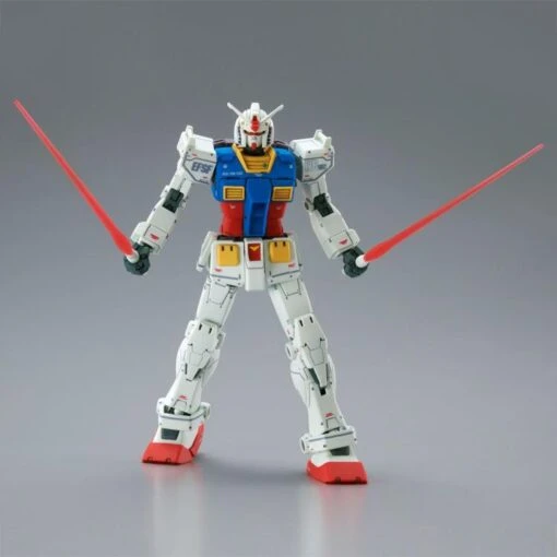 Bandai Gundam 1/144 HGUC Gundam Cucuruz Doan's Island RX-78-2 Gundam (Cucuruz Doan's Island Ver.) Model Kit Exclusive - Image 4