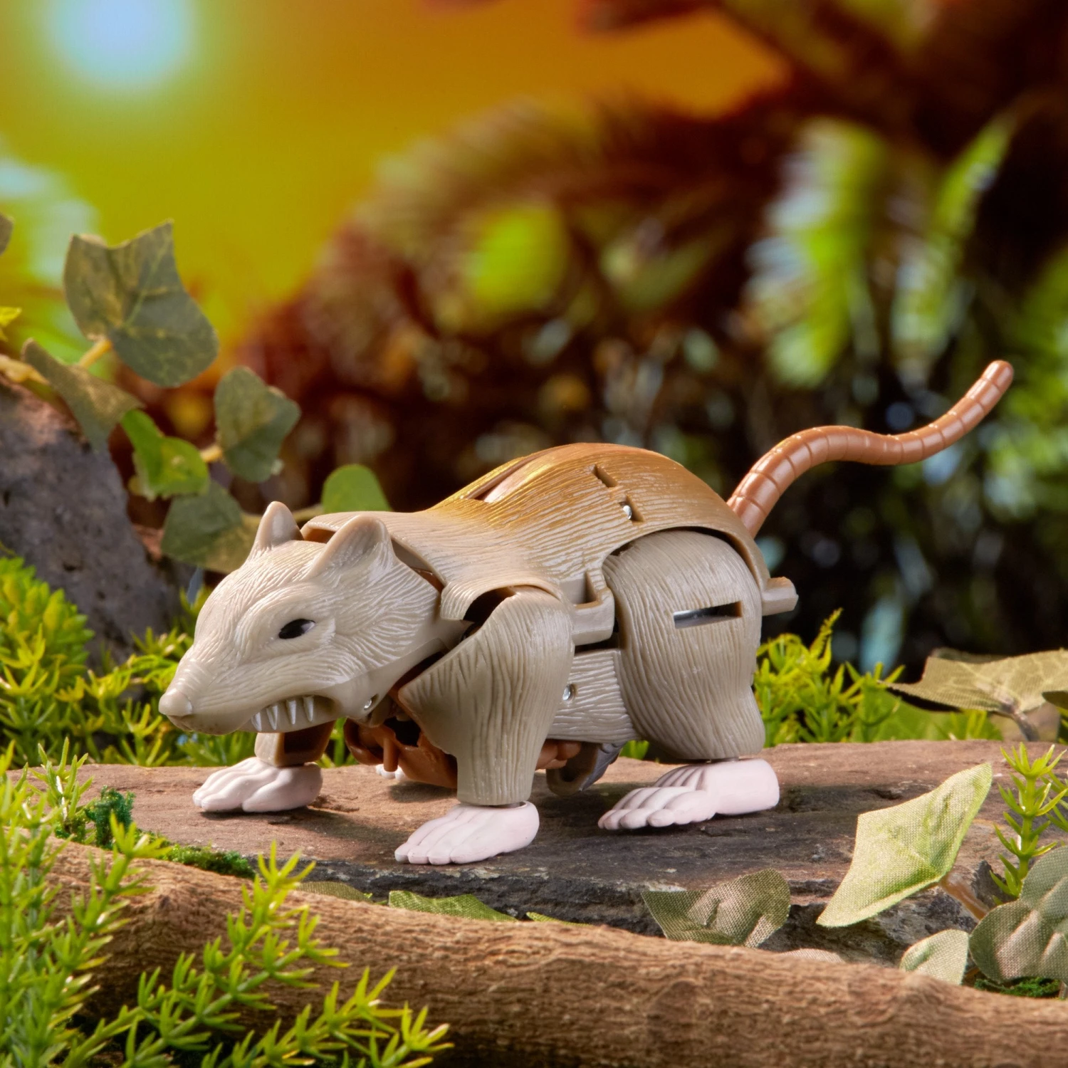 Hasbro Transformers Vintage Beast Wars Rattrap Action Figure 6 Hasbro Transformers Vintage Beast Wars Rattrap Action Figure - Image 4