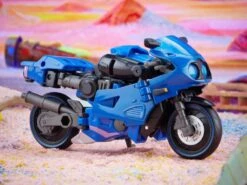 Hasbro Transformers Generations Legacy Deluxe Class Prime Universe Arcee Action Figure -Model Figures Shop 5010993974900e 49871718 ba1c 44dc 99c5 506ce1064857