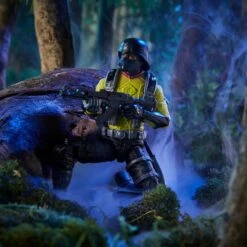 Hasbro G.I. Joe Classified Series Python Patrol Officer Action Figure -Model Figures Shop 5010993979356b