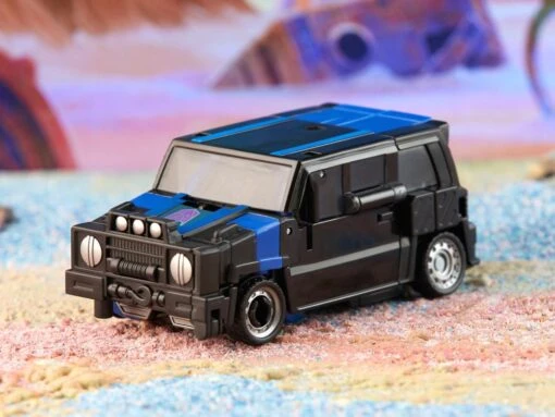 Hasbro Transformers Generations Legacy Deluxe Class Crankcase Action Figure - Image 6