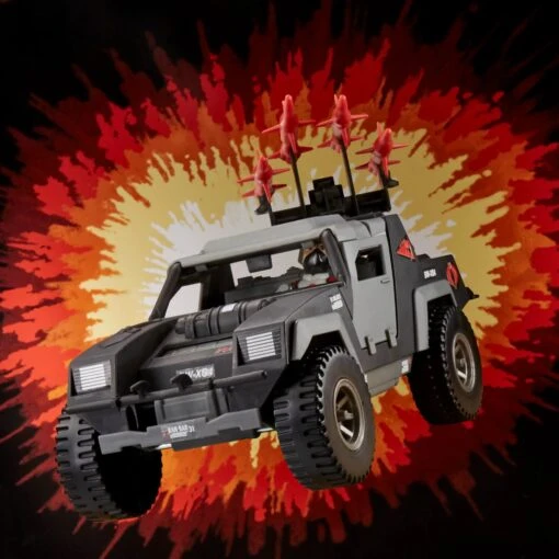 Hasbro Retro G.I. Joe Cobra Stinger With Cobra Officer Vehicle - Image 2