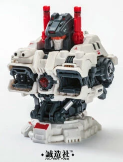 Master Made SDT-01 Mega Series And ST-03 Statue Series Titan Action Figure -Model Figures Shop MMTITANSETn