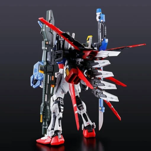 Gundam 1/144 RG GAT-X105+AQM/E-YM1 Perfect Strike Seed Model Kit Bandai Exclusive - Image 4